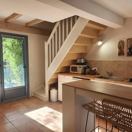 Maisonnette Confort Dans Mas Camarguais Feriehus